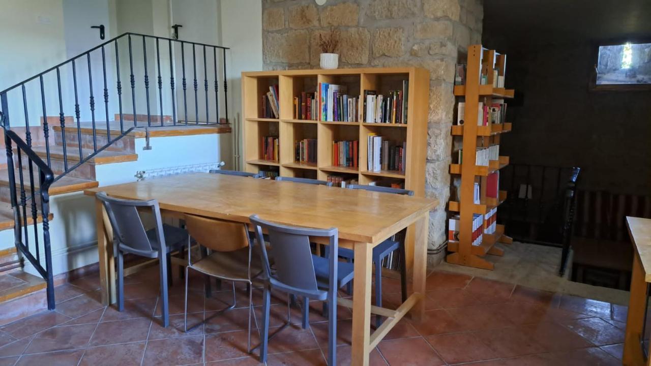 Albergue De Sos Del Rey Catolico Exterior photo